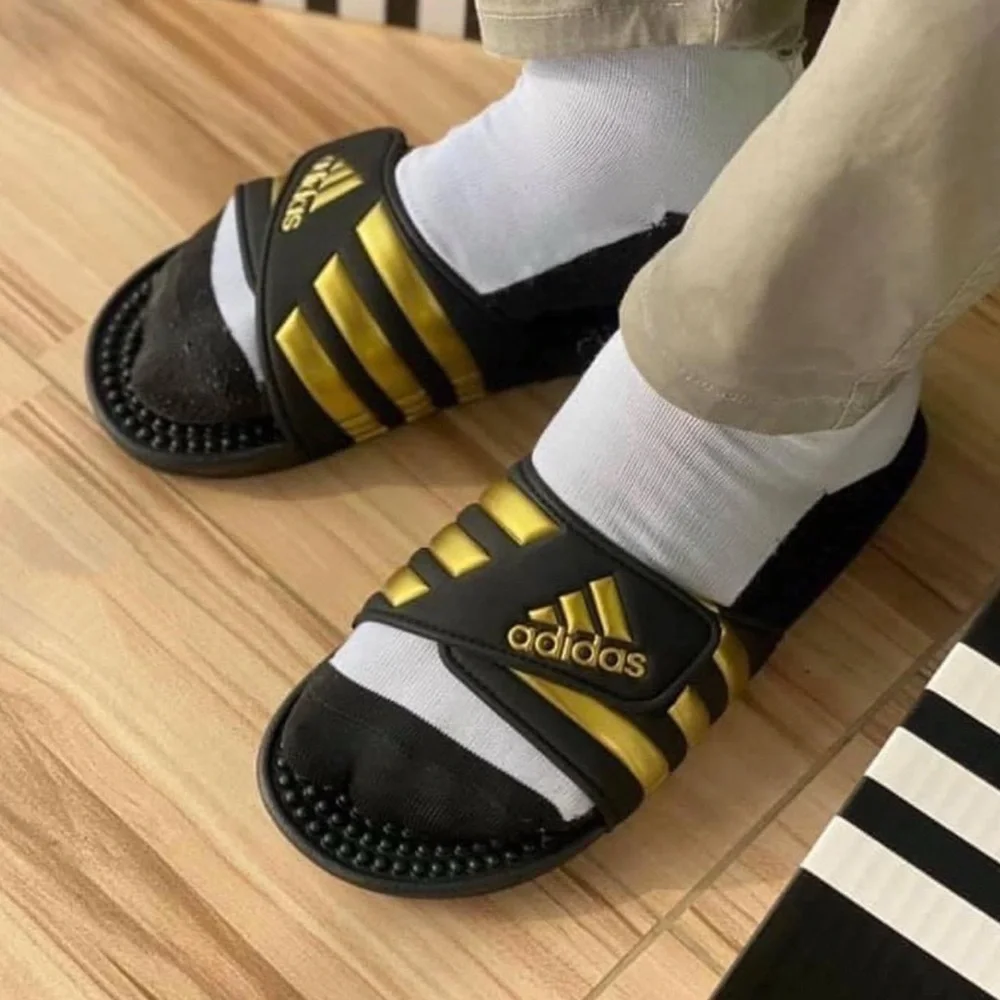 ADIDAS • Adissage Slide Sandals from Finish Line Includes Box - Picture 14 of 16